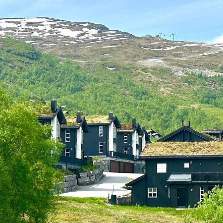Lovise Mountain Apartment Stranda  Exteriör bild
