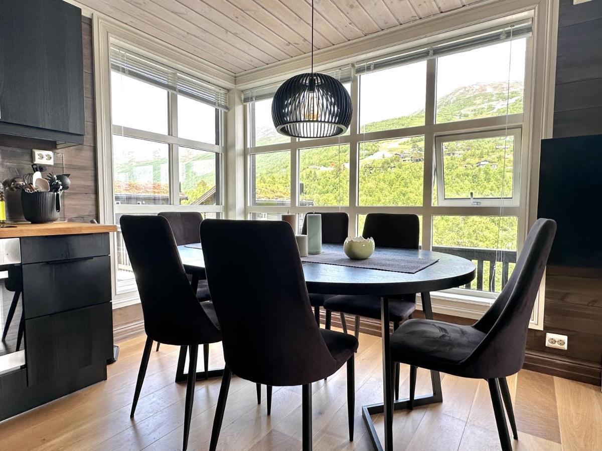 Lovise Mountain Apartment Stranda  Exteriör bild